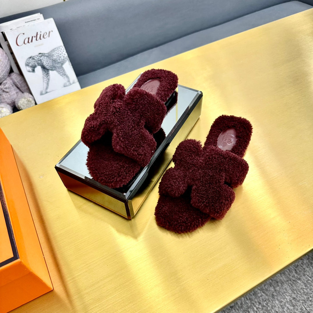 0RAN SHEARLING SANDALS MAHOGANY RED