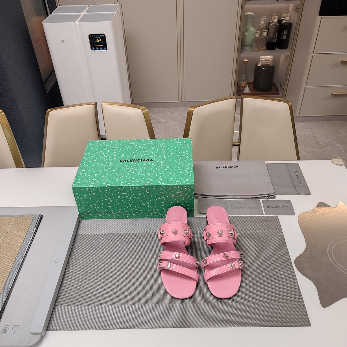STRAPPY MEDIUM HEELED SANDALS IN WEWAK PINK STUDDED WAX-OIL SHEEPSKIN