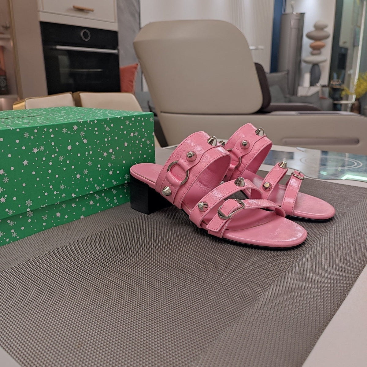 STRAPPY MEDIUM HEELED SANDALS IN WEWAK PINK STUDDED WAX-OIL SHEEPSKIN