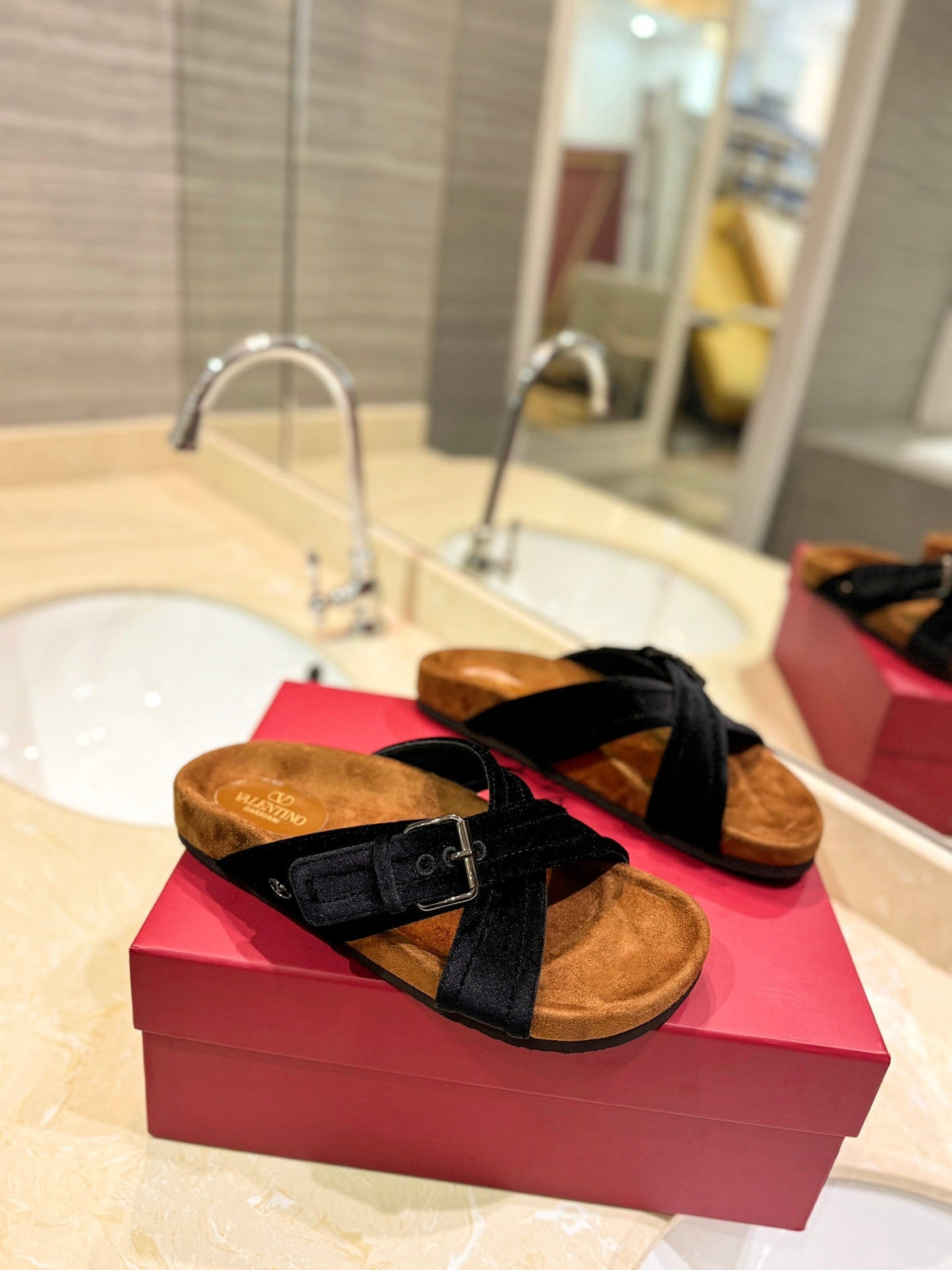 FUSSFRIEND BLACK SILK VELVET SLIDE SANDALS